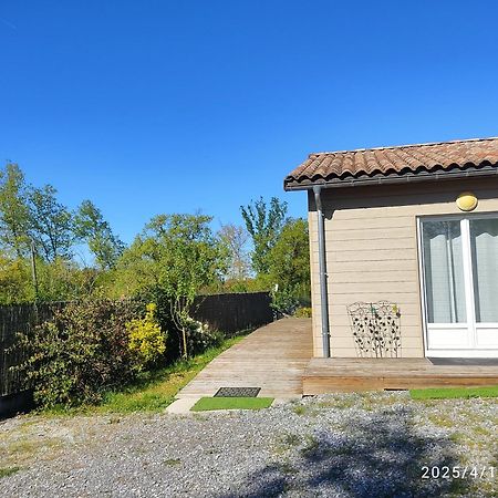Chambre 20M2 Avec Salle De Bain Privee Dans Maison En Bois لافاور المظهر الخارجي الصورة